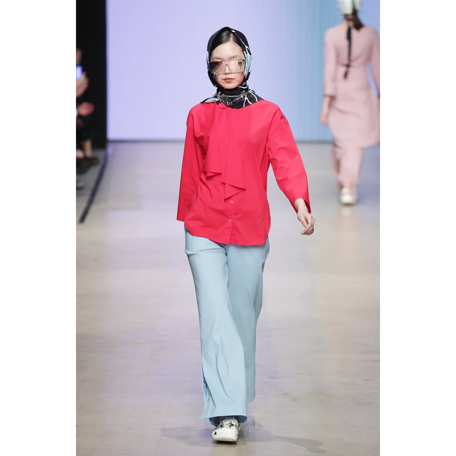 Фото Vanya Vanin Spring 2019 Ready-to-Wear / Ваня Ванин весна-лето 2019 / Неделя моды: Москва